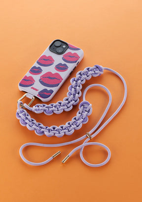 Cover_iPhone_15_Funny_Things_Kisses_Lilla_Phone_Necklace_Lilla